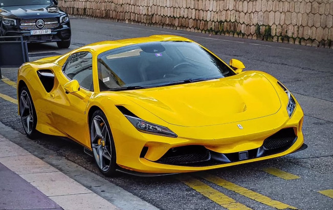 Adu Gengsi Rolls Royce Phantom Vs Ferrari F8 Spider, 2 Mobil Termahal Milik Raffi Ahmad